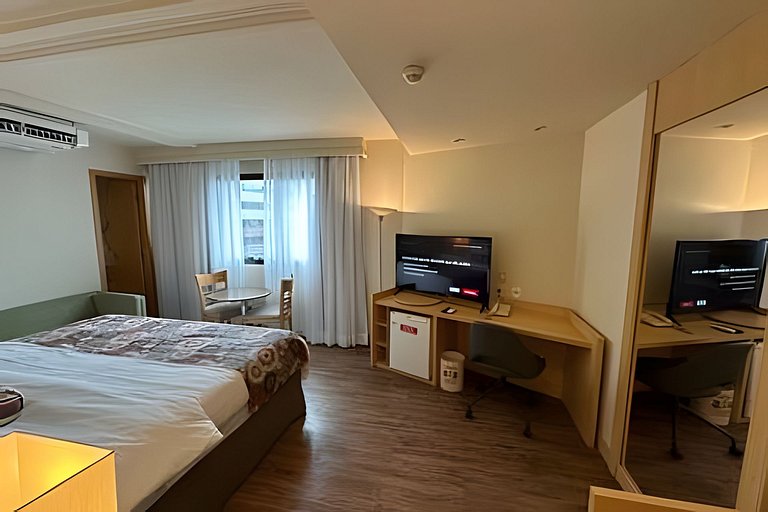 Flat Particular- Lets Idea Hotel