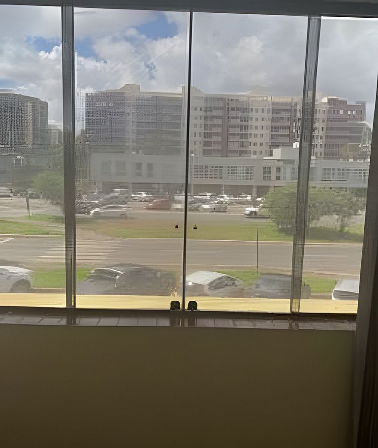 Sudoeste, Apt. na quadra 101, ótima localização