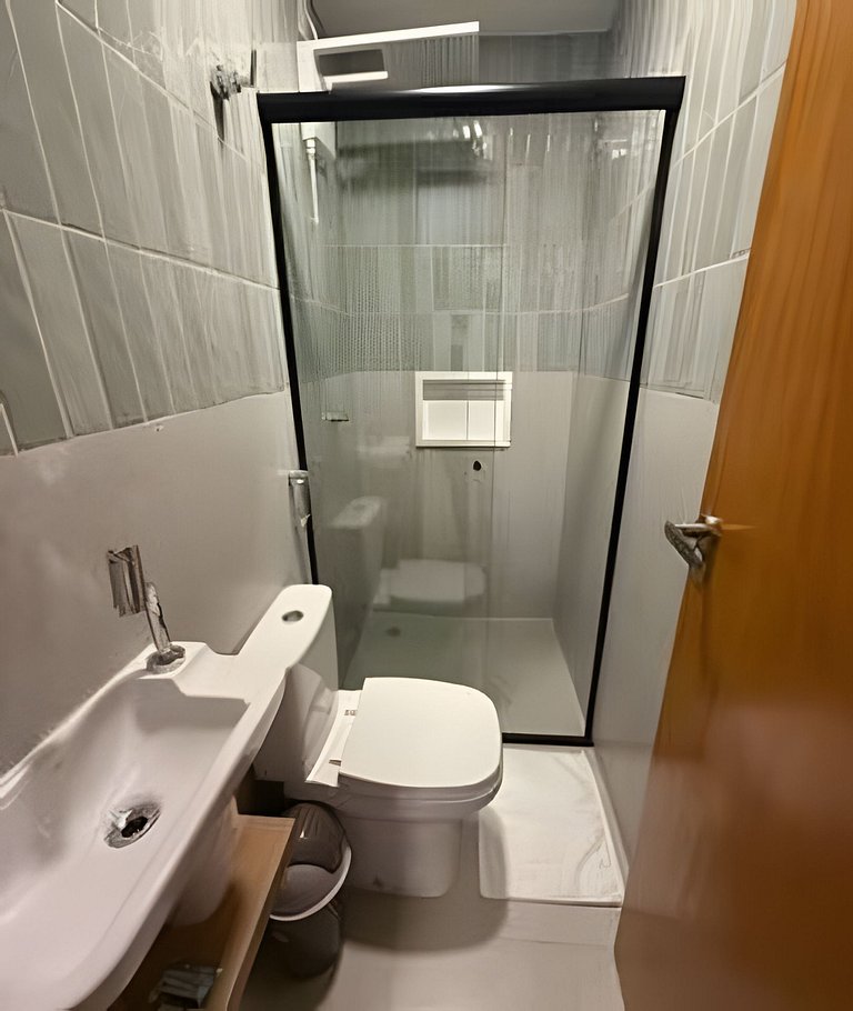 Reformado e moderno na Asa Norte 214